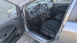 Mazda 2 1.3 picture 9