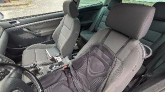 Volkswagen Golf 1.9 TDI picture 10