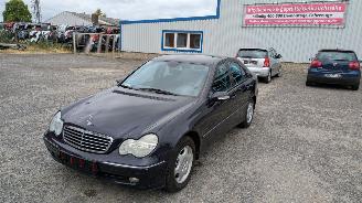 Vrakbiler auto Mercedes C-klasse Avantgarde 2001/1