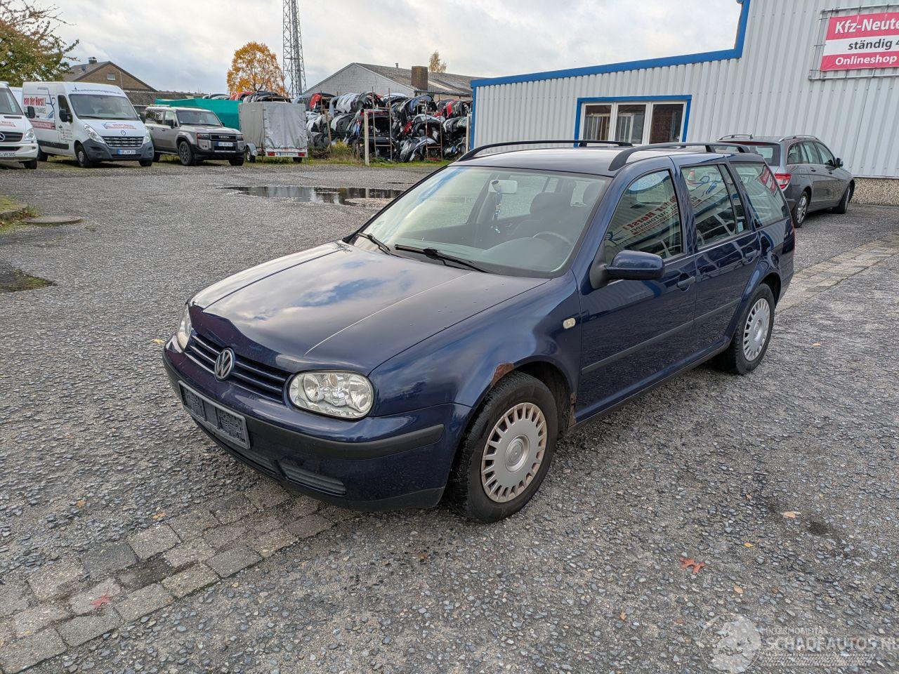 Volkswagen Golf 