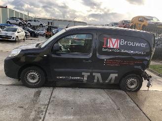 Vrakbiler auto Renault Kangoo 15dci 66kW E5 AIRCO, NAVI 2014/8