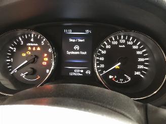 Nissan Pulsar 12DIG-T N-CONNECTA picture 10