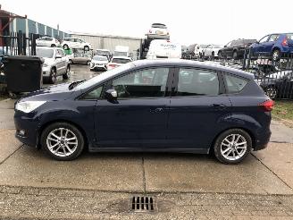 Vaurioauto  passenger cars Ford C-Max 1.0 ecoboost 92kW E6 2018/9