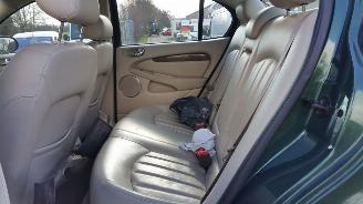 Jaguar X-type 2.0 v6 picture 14