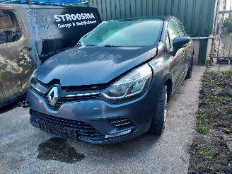 Vrakbiler auto Renault Clio  2017/4