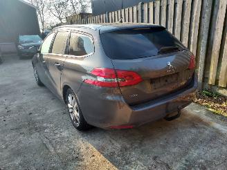 Peugeot 308  picture 8