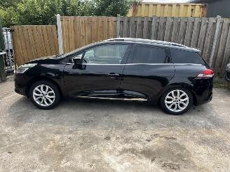 Renault Clio  picture 2