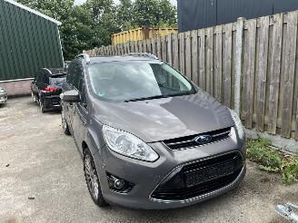 Vrakbiler auto Ford Grand C-Max  2013/12