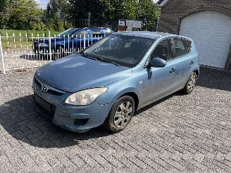 škoda osobní automobily Hyundai I-30 Slechts 155000 km !! 2009/7