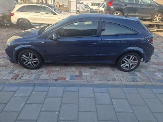 Opel Astra 1.4 gtc picture 7