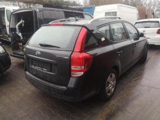 Kia Cee d Cee'd Sporty Wagon (EDF), Combi, 2007 / 2012 1.6 CRDi 115 16V picture 3