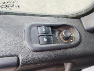 Renault Master Master III (FV), Van, 2010 2.3 dCi 125 16V FWD picture 8