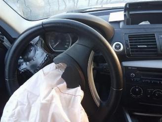 BMW 1-serie 1 serie (E81), Hatchback 3-drs, 2006 / 2012 116d 16V picture 7