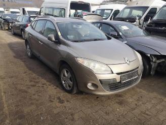 Salvage car Renault Mégane Megane III Grandtour (KZ), Combi 5-drs, 2008 / 2016 1.5 dCi 110 2010