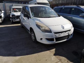 Démontage voiture Renault Scenic Scenic III (JZ), MPV, 2009 / 2016 1.5 dCi 110 2010