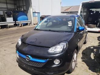 Opel Adam Adam, Hatchback 3-drs, 2012 / 2019 1.4 16V picture 2