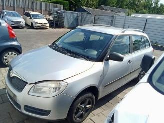 Skoda Fabia Fabia II Combi, Combi 5-drs, 2007 / 2015 1.2i 12V picture 2