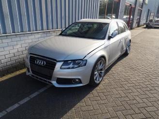 Vrakbiler auto Audi A4 A4 Avant (B8), Combi, 2007 / 2015 2.0 TDI 16V 2011/7