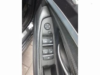 BMW 5-serie 5 serie (F10), Sedan, 2009 / 2016 520d 16V picture 7