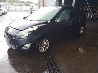 Vrakbiler auto Renault Grand-scenic Grand Scenic III (JZ), MPV, 2009 / 2016 1.4 16V TCe 130 2010/11