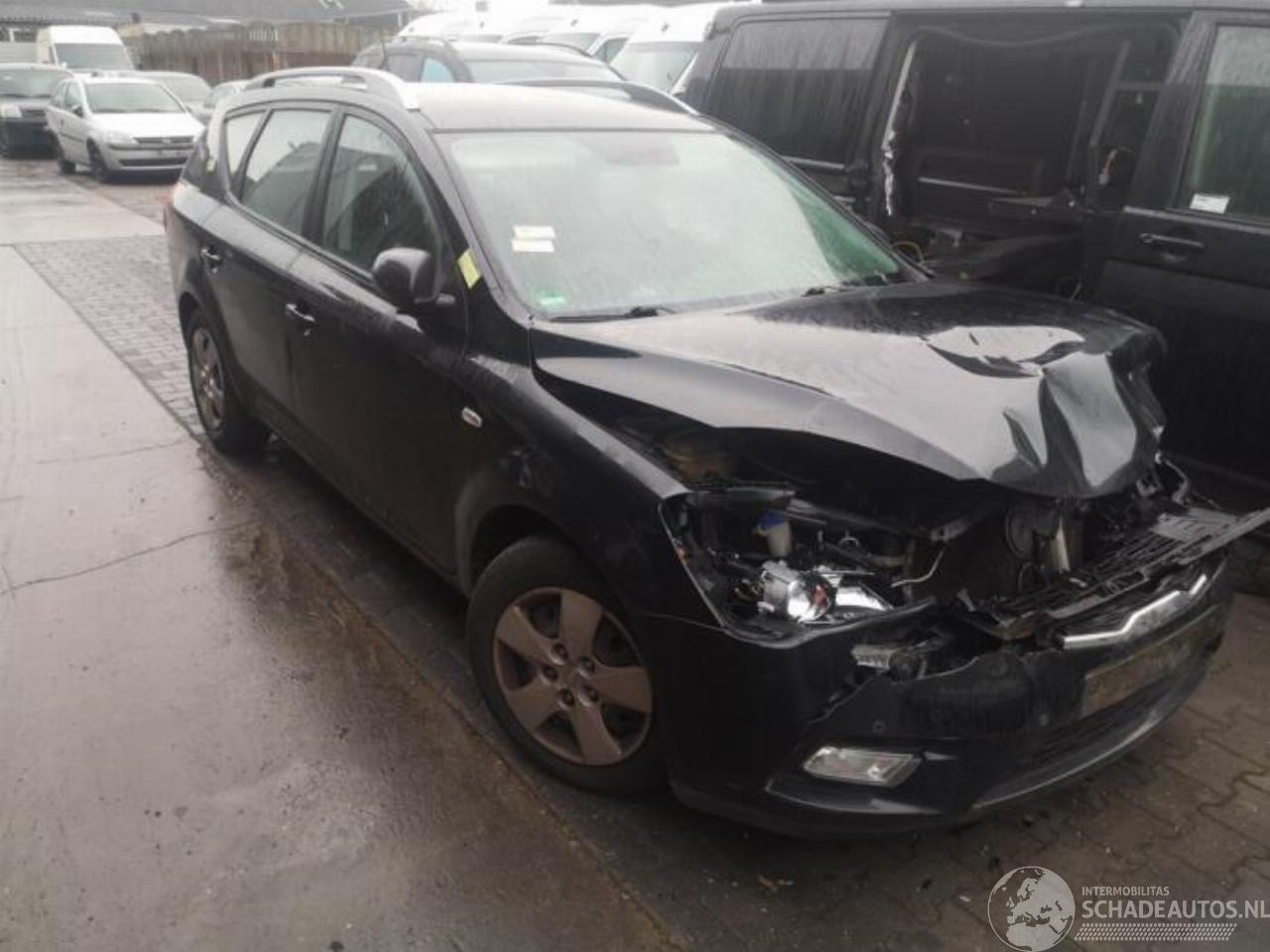 Kia Cee d Cee'd Sporty Wagon (EDF), Combi, 2007 / 2012 1.6 CRDi 115 16V