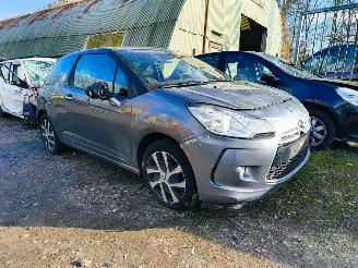 Schadeauto Citroën DS3 Citroen DS3 1.6 e-HDi So Chic 2011/1