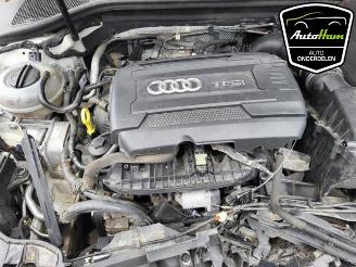 Audi A3 A3 Sportback (8VA/8VF), Hatchback 5-drs, 2012 / 2020 1.8 TFSI 16V Quattro picture 13