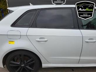 Audi A3 A3 Sportback (8VA/8VF), Hatchback 5-drs, 2012 / 2020 1.8 TFSI 16V Quattro picture 11