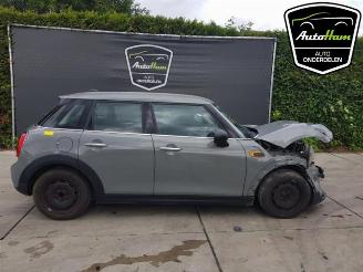 Mini Cooper Mini (F55), Hatchback 5-drs, 2013 1.2 12V One picture 1