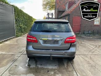 Mercedes B-klasse B (W246), Hatchback, 2011 / 2018 1.6 B-180 BlueEFFICIENCY Turbo 16V picture 9