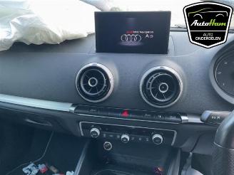 Audi A3 A3 Sportback (8VA/8VF), Hatchback 5-drs, 2012 / 2020 1.6 TDI Ultra 16V picture 12