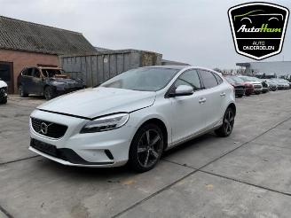 Volvo V-40 V40 (MV), Hatchback 5-drs, 2012 / 2019 1.5 T3 16V Geartronic picture 4
