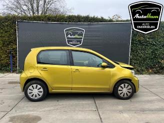 Vrakbiler auto Volkswagen Up! Up! (121), Hatchback, 2011 1.0 12V 60 2016/11