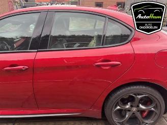 Alfa Romeo Giulia Giulia (952), Sedan, 2015 2.9 Bi-Turbo V6 24V Quadrifoglio Verde picture 12