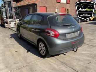 Peugeot 208 208 I (CA/CC/CK/CL), Hatchback, 2012 / 2019 1.4 16V picture 8