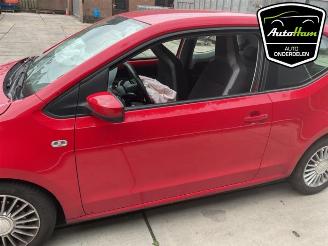 Volkswagen Up! Up! (121), Hatchback, 2011 1.0 12V 75 picture 5