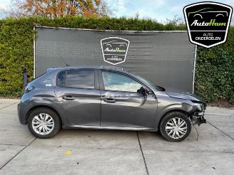 krockskadad bil auto Peugeot 208 208 II (UB/UH/UP), Hatchback 5-drs, 2019 1.2 Vti 12V PureTech 75 2022/6
