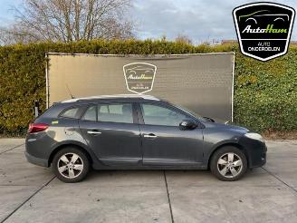 Vrakbiler auto Renault Mégane Megane III Grandtour (KZ), Combi 5-drs, 2008 / 2016 1.4 16V TCe 130 2010/6