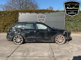 skadebil auto Porsche Cayenne Cayenne II (92A), SUV, 2010 / 2018 4.8 V8 32V GTS 2012/9