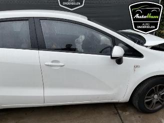Kia Rio Rio III (UB), Hatchback, 2011 / 2017 1.2 CVVT 16V picture 12