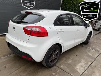Kia Rio Rio III (UB), Hatchback, 2011 / 2017 1.2 CVVT 16V picture 10