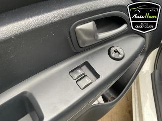 Kia Rio Rio III (UB), Hatchback, 2011 / 2017 1.2 CVVT 16V picture 19