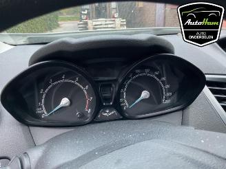 Ford Fiesta Fiesta 6 (JA8), Hatchback, 2008 / 2018 1.0 Ti-VCT 12V 65 picture 16
