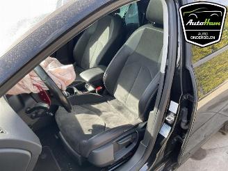 Seat Leon Leon (5FB), Hatchback 5-drs, 2012 / 2020 2.0 TDI Ecomotive 16V picture 25