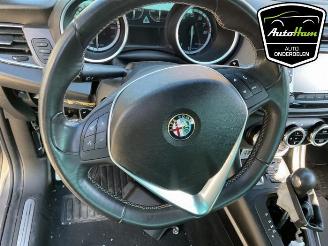 Alfa Romeo Giulietta Giulietta (940), Hatchback, 2010 / 2020 1.75 TBI 16V QV picture 24