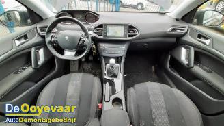 Peugeot 308 308 SW (L4/L9/LC/LJ/LR), Combi 5-drs, 2014 / 2021 1.6 BlueHDi 120 picture 2