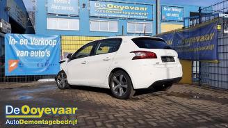 Peugeot 308 308 (L3/L8/LB/LH/LP), Hatchback 5-drs, 2013 / 2021 1.2 12V e-THP PureTech 110 picture 1