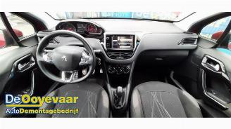 Peugeot 208 208 I (CA/CC/CK/CL), Hatchback, 2012 / 2019 1.0 Vti 12V PureTech picture 2