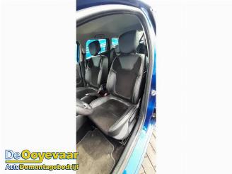 Renault Clio Clio IV Estate/Grandtour (7R), Combi 5-drs, 2012 / 2021 0.9 Energy TCE 90 12V picture 7