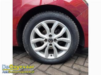 Renault Clio Clio IV Estate/Grandtour (7R), Combi 5-drs, 2012 / 2021 0.9 Energy TCE 90 12V picture 4